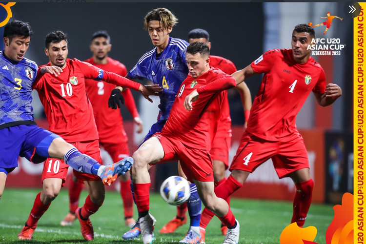 Pertandingan Jepang vs Yordania pada perempat final Piala Asia U20 2023 di Stadion Lokomotiv, Tashkent, Uzbekistan, Minggu (12/3/2023). Jepang lolos ke semifinal usai menang 2-0. (Tangkapan layar Twitter @afcasiancup)
