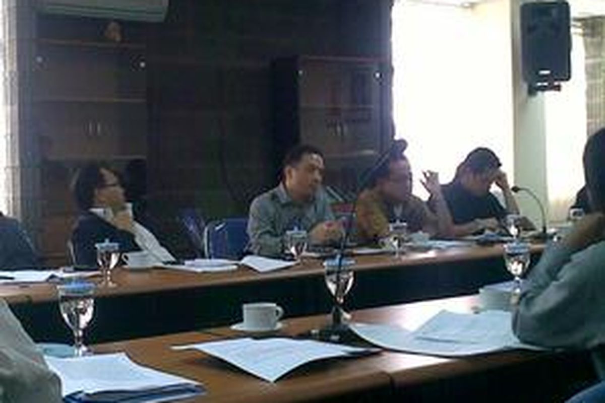 Lima media cetak dan elektronik melakukan pertemuan dengan Dewan Pers terkait Somasi Raymond Teddy