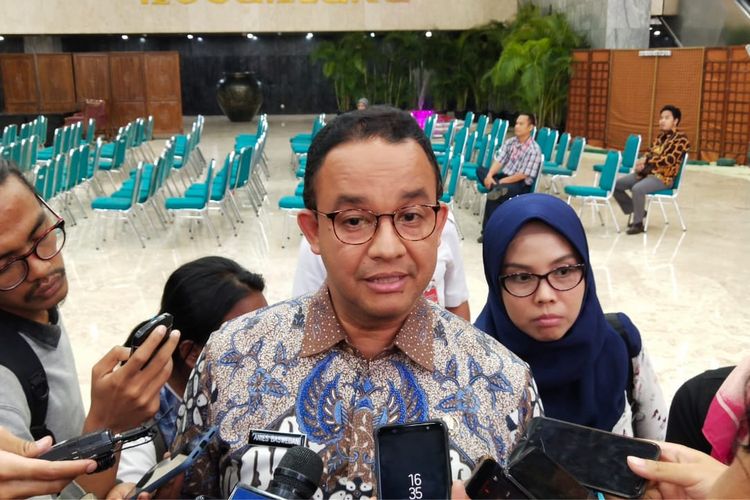 Gubernur DKI Jakarta Anies Baswedan saat ditemui di Gedung DPR, Jakarta, Rabu (25/9/2019). 