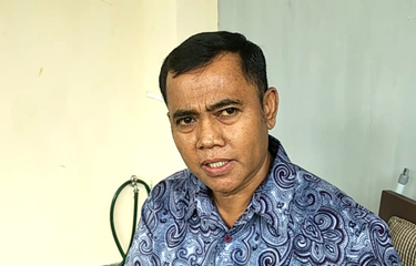 Ayah mendiang Bibi Andriansyah, Faisal, ditemui di kawasan Srengseng, Jakarta Barat, Selasa (11/1/2022).