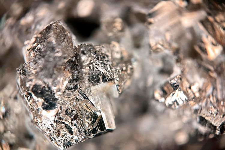 Transisi Energi Hadapi Risiko Krisis Air dan Pelanggaran HAM