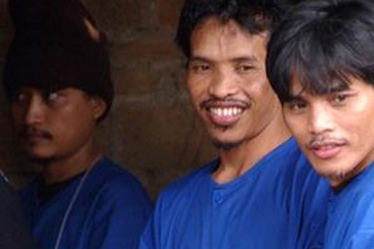 Para pelaku Bom Bali I, dari kiri ke kanan: Imam Samudra, Ali Gufron dan Amrozi.