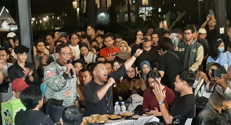 Mahfud Ungkap Ada Operasi "Tekan" Rektor agar Nyatakan Presiden Jokowi Baik