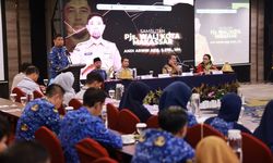 Pjs Walkot Makassar Minta TP2DD Optimalkan Transaksi Nontunai di Sektor Retribusi