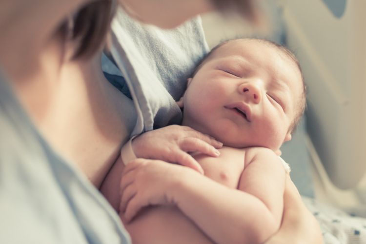 Normalkah Bayi Baru Lahir Sering Bersin Halaman All Kompas 