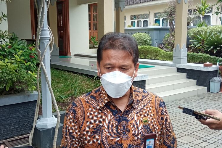 Didik Wardaya Kepala Disdikpora DIY saat ditemui di Kompleks Kepatihan Kota Yogyakarta, memberikan penjelasan soal Klaster SMK N Sedayu, Senin (8/11/2021)