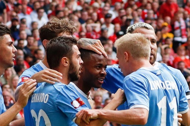 Pemain Manchester City, Raheem Sterling, merayakan gol bersama rekan-rekannya pada pertandingan Liverpool vs Man City dalam Community Shield 2019 di Stadion Wembley, 4 Agustus 2019. 