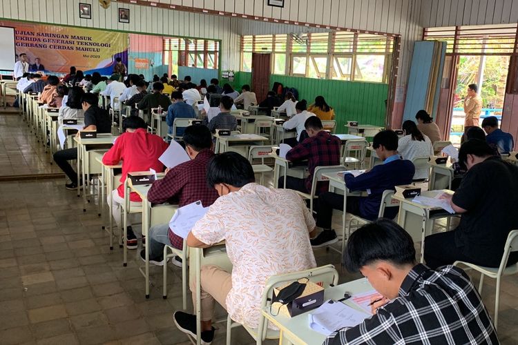 Seleksi awal penerimaan Beasiswa Generasi Teknologi Ukrida berlangsung 17 Mei 2023 di SMP Negeri I Long Bagun, Kabupaten Mahakam Ulu, Kaltim.