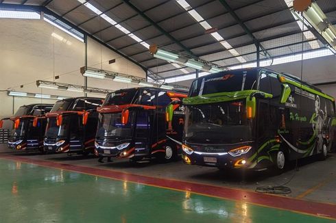 PO Haryanto Mengambil Enam Bus Baru dari Adiputro