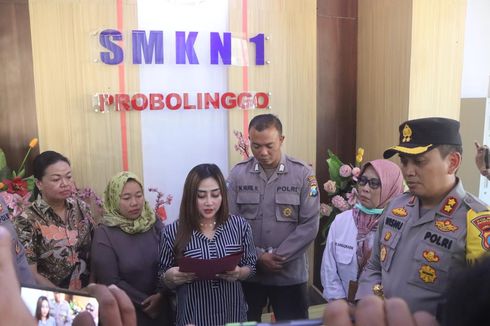 Tangisan Luluk Nuril, Sang Seleb TikTok Probolinggo Minta Maaf Usai Bentak Siswi Magang