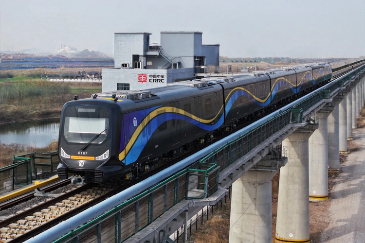 Cetrovo 1.0 Carbon Star Express, kereta metro serat karbon pertama di dunia