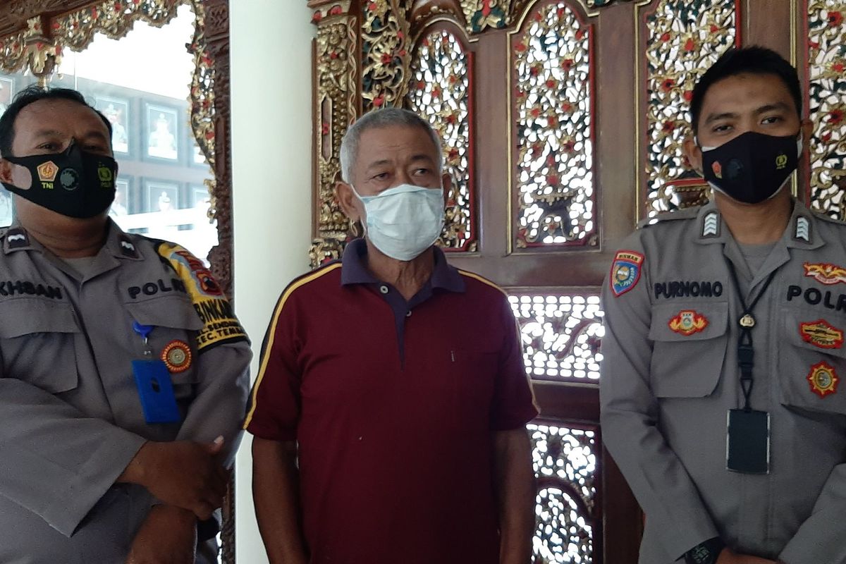 Agus Dartono (61) seorang pensiunan polisi di Kota Semarang, Jawa Tengah di Mapolrestabes Semarang, Senin (27/9/2021).