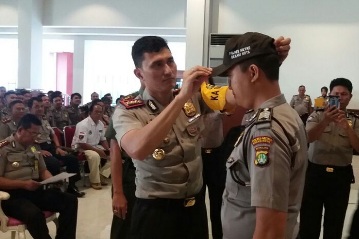 Kapolres Metro Bekasi Kombes Indarto saat launching Polisi RW, Jumat (9/2/2018)