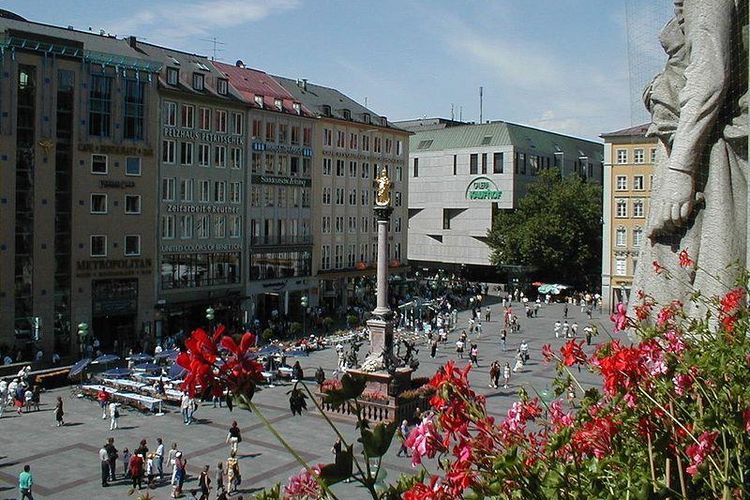 Marienplatz di Munich, Jerman.