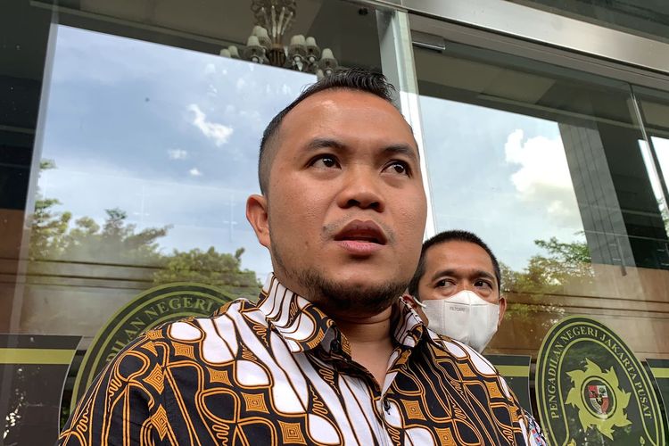 Kuasa hukum Irwansyah, Muhammad Zakir Rasyidin saat bicara mengenai kasus korupsi Hafiz Faturrahman di Pengadilan Negeri Jakarta Pusat, Senin (24/10/2022). 