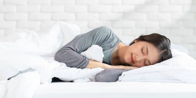 tips tidur nyenyak bagi penderita asam lambung.