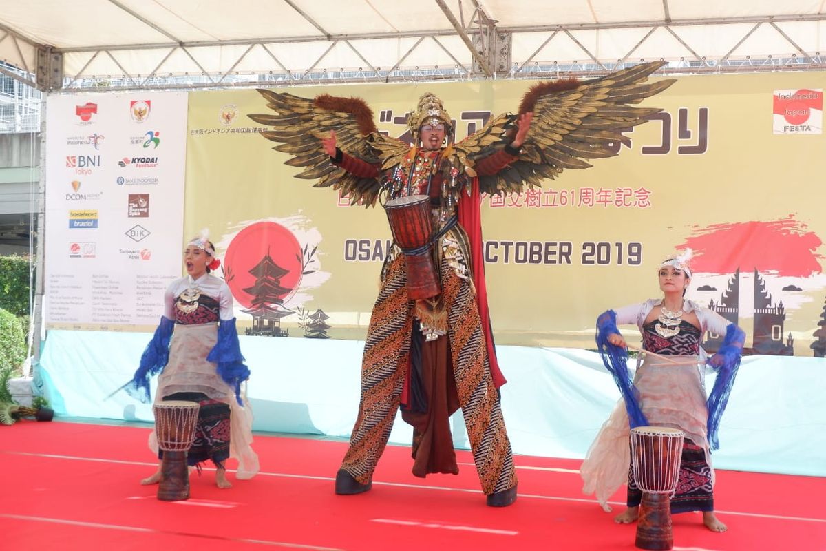Indonesia-Japan Fiesta 2019 akan berlangsung pada 5-6 Oktober dan memamerkan beragam produk ekonomi kreatif, serta pertunjukan kolaborasi antara seni budaya Indonesia dan Jepang.
