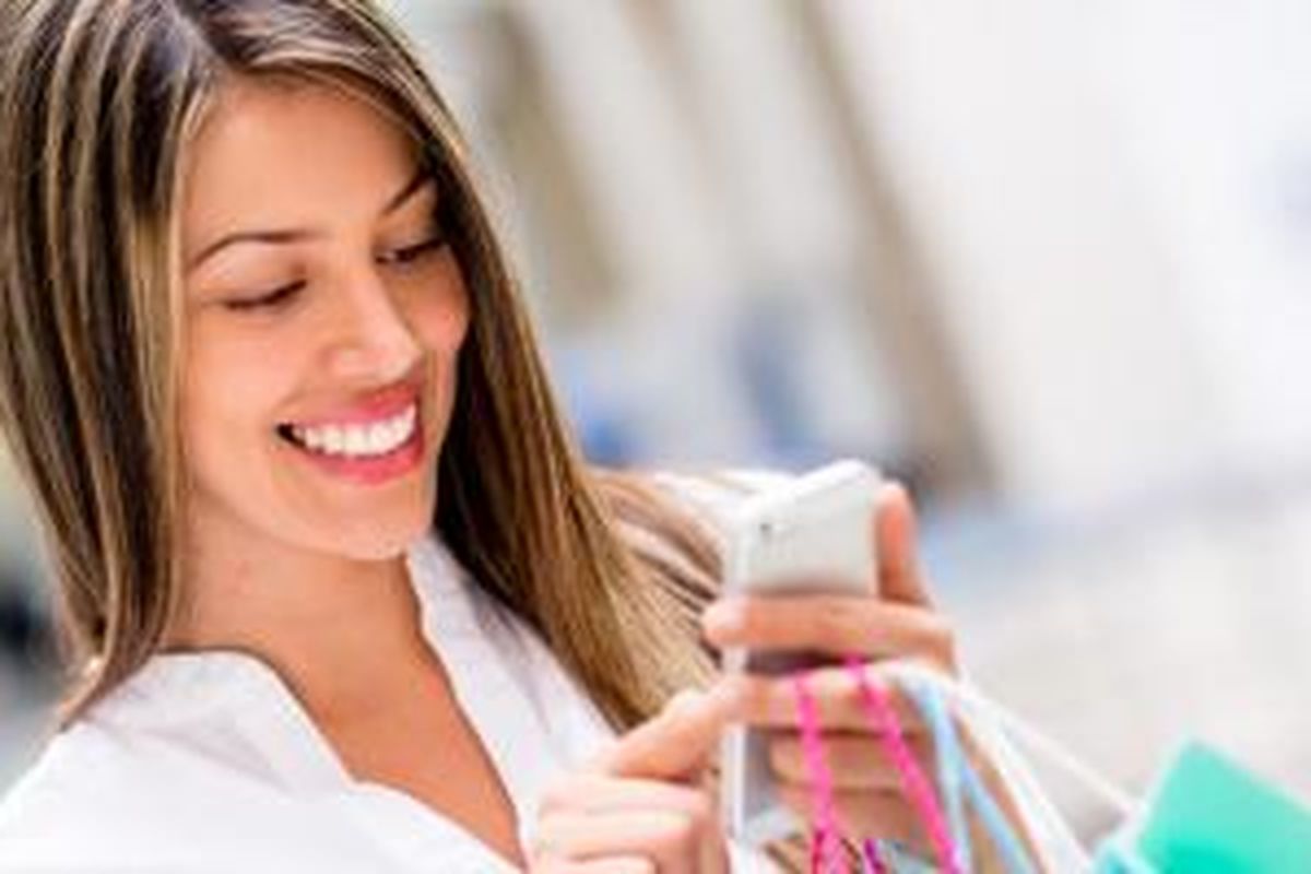 Mobile shopping semakin jadi pilihan.