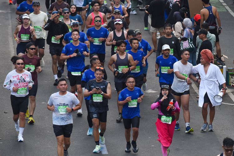 Ketika Lari Bukan Sekadar Olahraga, Ada Godaan Sepatu Mahal dan Event yang Menanti