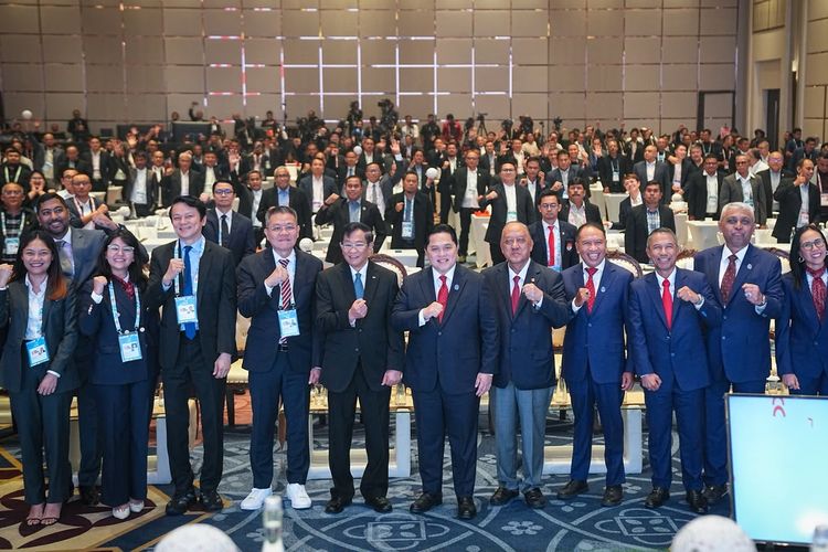 Ketua Umum PSSI, Erick Thohir bersama dengan tamu VIP dan para anggota PSSI dalam Kongres Biasa PSSI 2026 di Hotel Fairmont, Jakarta pada hari Senin (1/8/2026).
