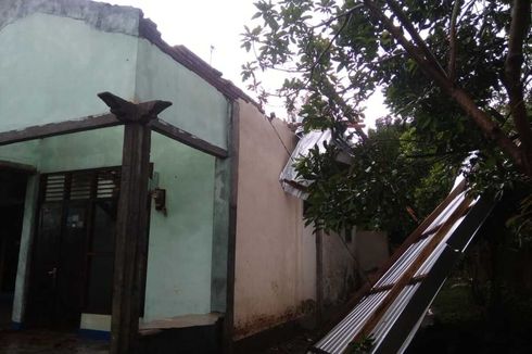 Hujan Es Landa Lombok, Puluhan Rumah di 3 Desa Rusak