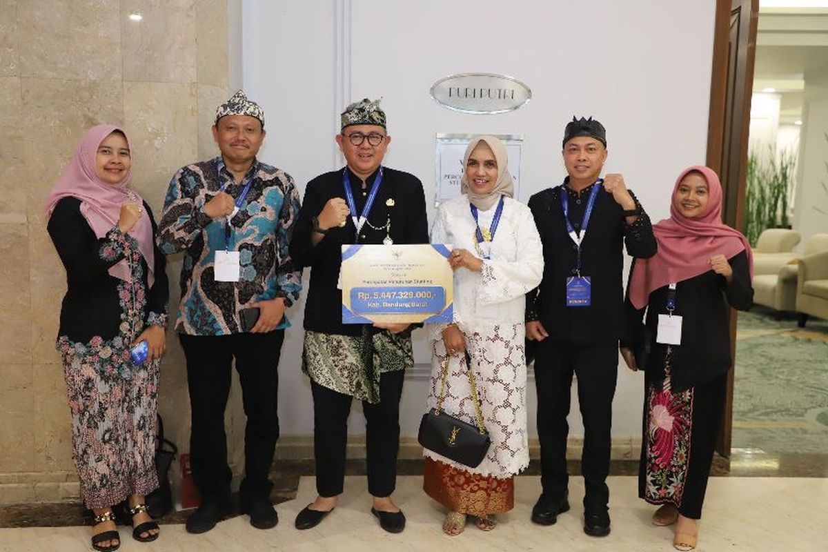 Pemerintah Kabupaten Bandung Barat (Pemkab KBB) mendapatkan insentif fiskal penurunan stunting sebesar Rp 5,44 miliar, tetapi tidak pernah masuk ke kas daerah.