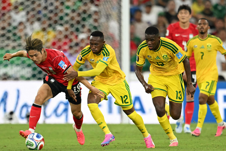 Hasil HT Afrika Selatan Vs Korea Selatan 0-0: Bafana Bafana Justru Dominan, Kim Seung-gyu Jadi Tembok