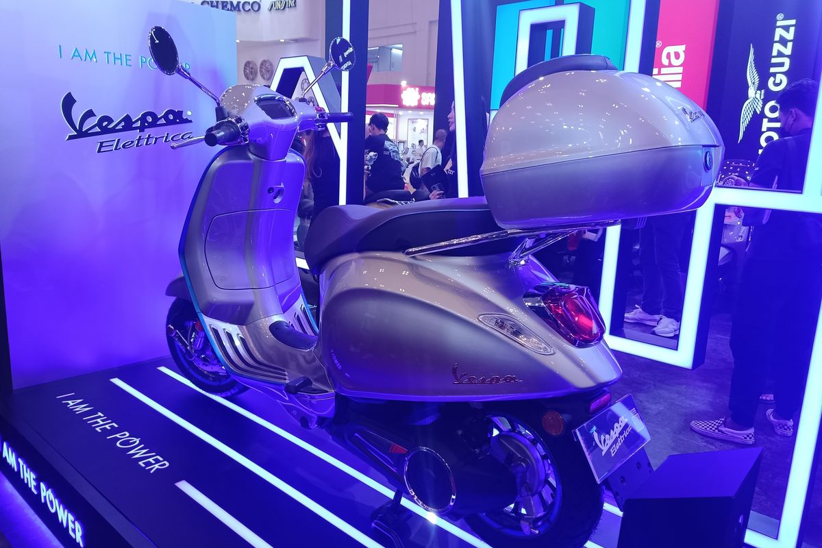 Vespa Elettrica di GIIAS 2023