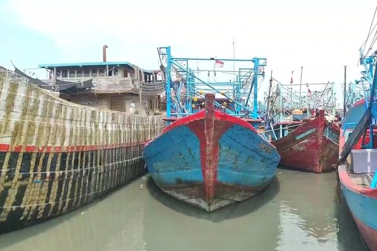 BBM Langka, Ribuan Nelayan Cirebon Tak Melaut Selama Sebulan