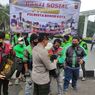 Harga BBM Naik, Polisi di Bogor Bagikan Sembako untuk Sopir Angkot dan 