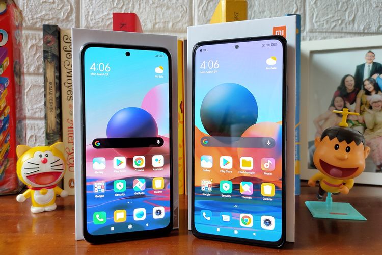 Xiaomi resmi meluncurkan ponsel Redmi Note 10 (kiri) dan Redmi Note 10 Pro (kanan) untuk pasar Indonesia pada Selasa (30/3/2021).