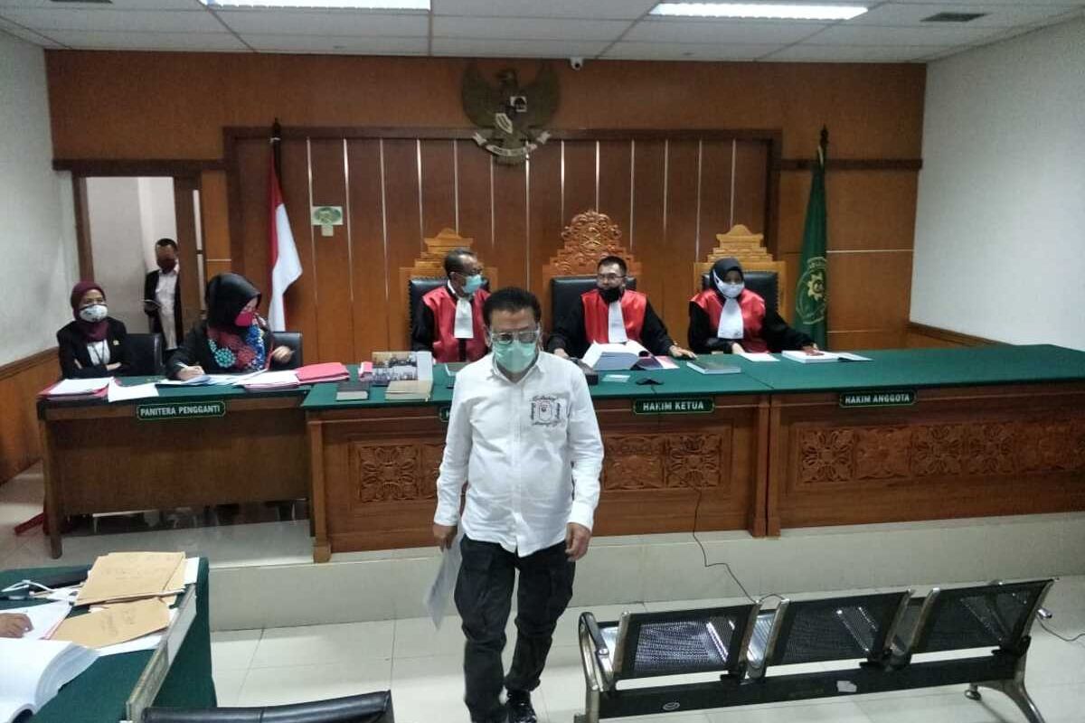 Sidang pemeriksaan saksi pembobolan rekening Ilham Bintang di Pengadinal Negeri Jakarta Barat, Rabu (8/7/2020)