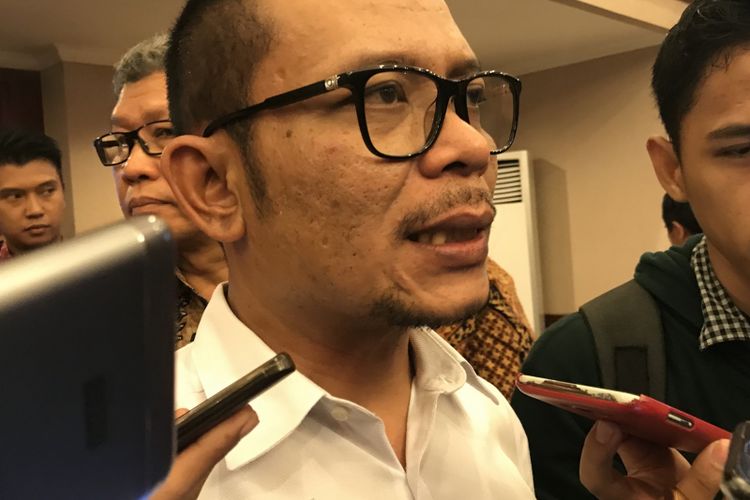 Menteri Ketenagakerjaan M Hanif Dhakiri di Kantor Kementerian Ketenagakerjaan, Senin (19/11/2018)