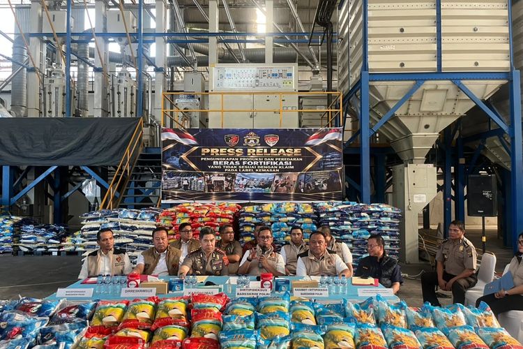 Bareskrim Bongkar Gudang Beras Fortifikasi 'Palsu' di Deli Serdang, Tersangka Masih Diselidiki