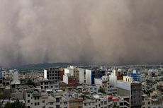 Badai Pasir Hantam Teheran, 4 Tewas