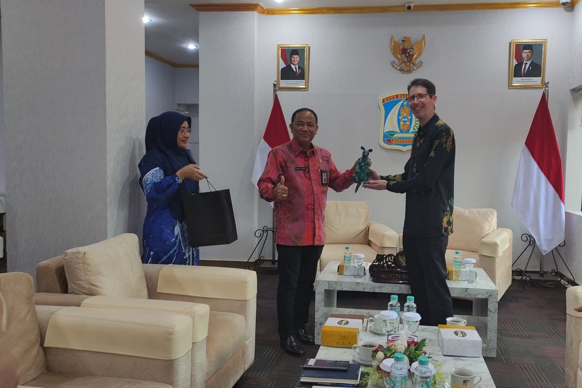Konsulat Jenderal Australia untuk Makassar Todd Dias dalam kunjungan keempatnya di Balikpapan, Kamis (24/4/2025), menekankan kerjasama di sektor pendidikan dan infrastruktur.