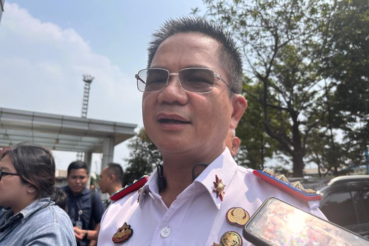Kepala Dinas Perhubungan (Kadishub) Jakarta, Syafrin Liputo menerapkan rekayasa lalin di Jakarta Timur.