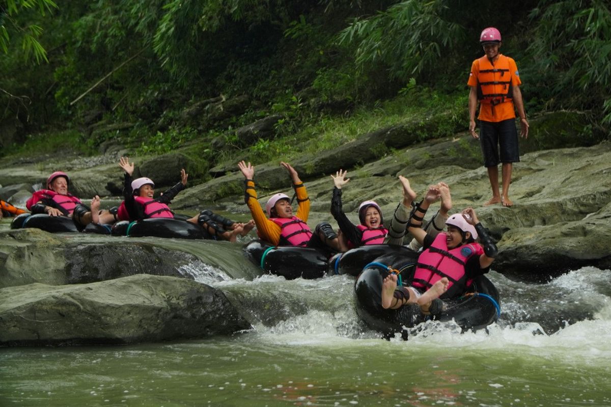 Wahana Desa Wisata Pandean, Kecamatan Dongko, Kabupaten Trenggalek, Jawa Timur.