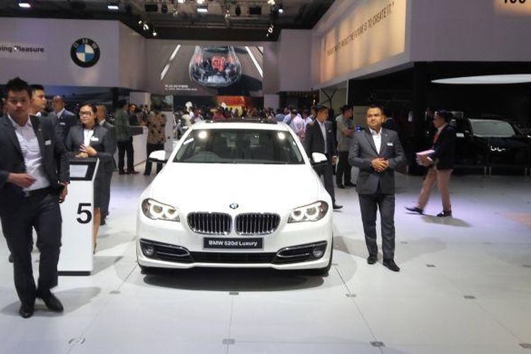 Booth BMW dengan konsep masa depan