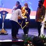 Menaker Ida Dampingi Jokowi Lepas Keberangkatan 597 PMI G2G Korsel