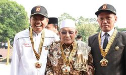 Perkuat Toleransi, Dedi Mulyadi Terima 