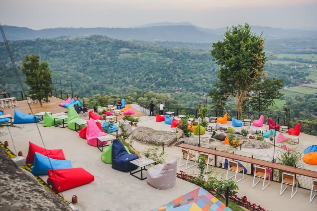 Harga Tiket dan Jam Buka Obelix Hills Yogyakarta, Kini Buka Lebih Harga Tiket dan Jam Buka Obelix Hills Yogyakarta, Kini Buka Lebih