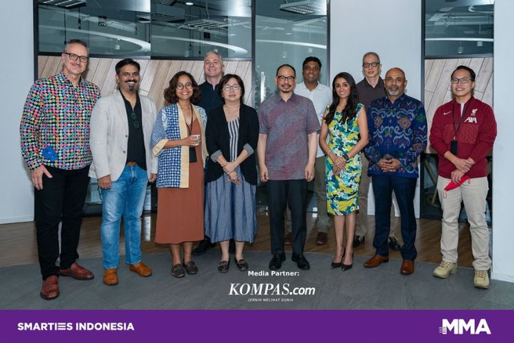 MMA Global Indonesia mempertemukan para juri untuk memilih pemenang MMA Smarties Awards 2022. 

