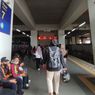 Sepekan Perubahan Rute KRL, Penumpang di Stasiun Manggarai Masih Bingung dan Pangling