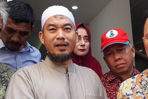 Pemeriksaan Lanjutan Ustaz Sambo sebagai Saksi Kasus Makar Eggi Sudjana Ditunda