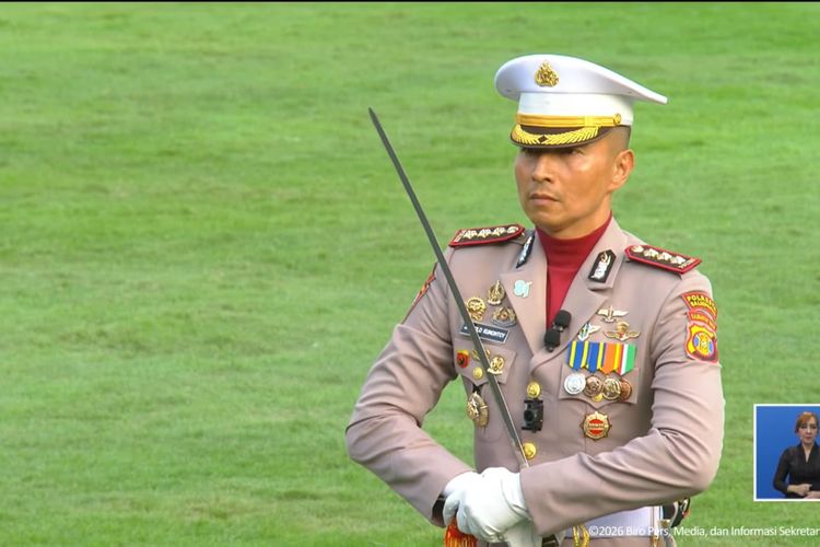Profil Kombes Jerrold Kumontoy, Komandan Upacara Penurunan Bendera HUT Ke-81 RI 
