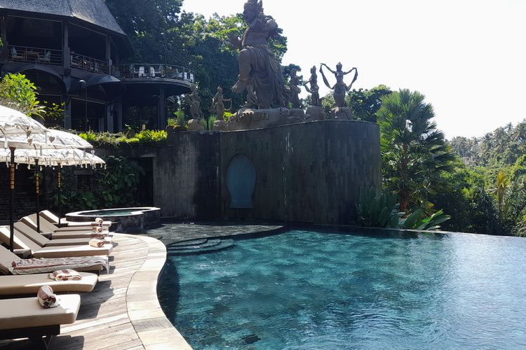 Main pool di The Kayon Valley Resort, Ubud, Bali.