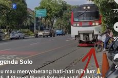 Saat Motor Terserempet hingga Nyaris Terlindas Kereta Wisata di Solo...