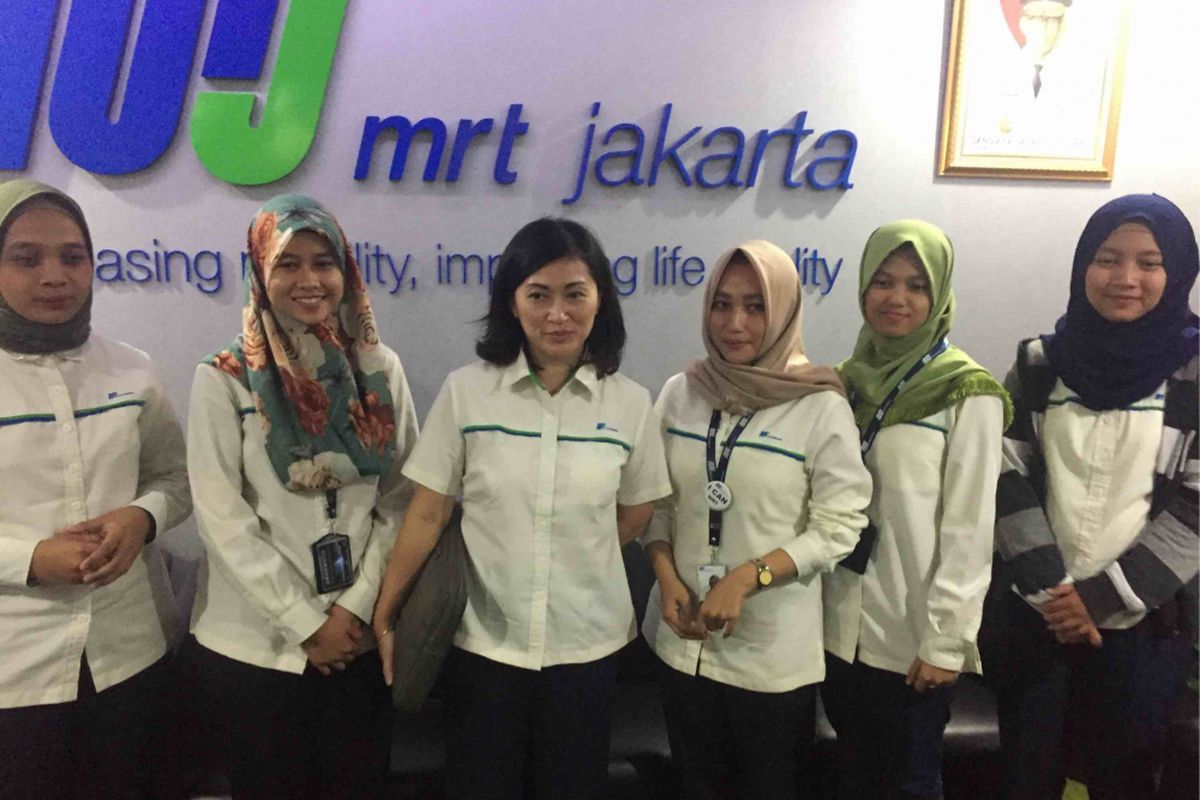 PT MRT merekrut 6 masinis perempuan untuk mengoperasikan MRT di Jakarta, Rabu (18/4/2018).
