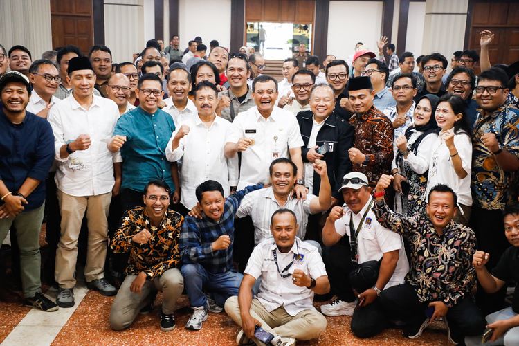 Gubernur Jawa Tengah (Jateng) Ahmad Luthfi dalam acara Rembug Bareng Gubernur Jateng dengan Pimpinan Media di Gedung Gradhika Bhakti Praja Semarang, Rabu (2/7/2025).
